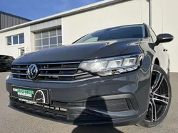 Uranograu Gebraucht 2020 VW Passat R-line Kombi | 17.860 € (Superpreis)