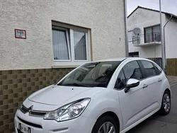 Weiß Gebraucht 2014 Citroën C3 PureTech Kleinwagen | 3.999 € (Fairer Preis)