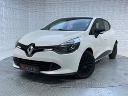 Weiß Gebraucht 2015 Renault Clio GrandTour Expression Kombi | 6.990 €