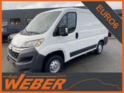 Weiß Gebraucht 2017 Citroën Jumper Van / Kleinbus | 8.980 € (Superpreis)