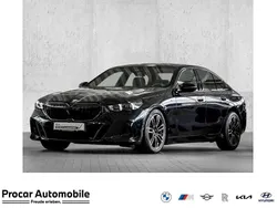 Schwarz Gebraucht 2023 BMW 520 Performance Limousine | 55.490 €