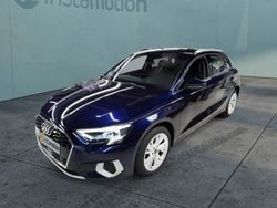 Blau Gebraucht 2024 Audi A3 Sportback e-tron Advanced Plus Limousine | 40.650 €
