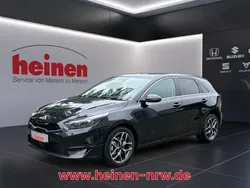 Schwarz Neu 2025 Kia Ceed Style Limousine | 26.780 € (Guter Preis)