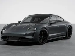 Vulkangraumetallic Neu 2025 Porsche Taycan Turbo S Limousine | 179.900 €