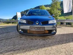 Schwarz Gebraucht 2006 Renault Mégane II Kombi | 2.250 € (Teuer)