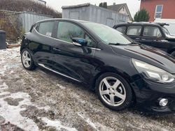 Schwarz Gebraucht 2015 Renault Clio IV Initiale Paris Limousine | 4.899 € (Guter Preis)