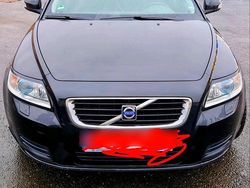 Schwarz Gebraucht 2009 Volvo V50 Kombi | 5.200 € (Etwas zu teuer)
