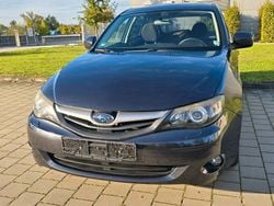 Grau Gebraucht 2010 Subaru Impreza Limousine | 4.990 €