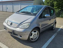 Silber Gebraucht 1999 Mercedes A190 Kleinwagen | 1.900 € (Fairer Preis)