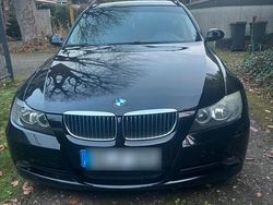 Schwarz Gebraucht 2006 BMW 325 Kombi | 4.500 €