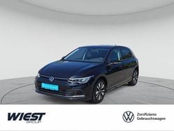 Deep black perleffekt Gebraucht 2024 VW Golf VIII Move Limousine | 26.180 € (Guter Preis)