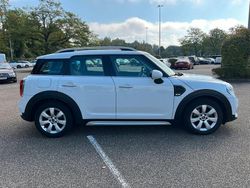 Weiß Gebraucht 2018 Mini Countryman SUV | 14.999 €