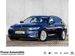 Blau Gebraucht 2022 BMW 540 Luxury Line Kombi | 44.880 € (Guter Preis)