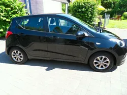 Schwarz Gebraucht 2015 Hyundai i10 Kleinwagen | 10.500 € (Etwas zu teuer)