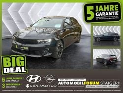 Lackierung schwarz perla nera/ Gebraucht 2024 Opel Astra Ultimate Kombi | 22.390 € (Guter Preis)