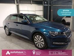 Blau Gebraucht 2023 Skoda Superb Style Kombi | 30.330 € (Superpreis)