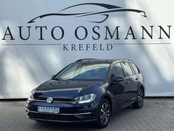 Blau Gebraucht 2020 VW Golf VIII | 13.950 € (Guter Preis)