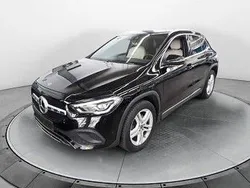 Schwarz Gebraucht 2020 Mercedes GLA200 Urban SUV | 24.299 € (Teuer)