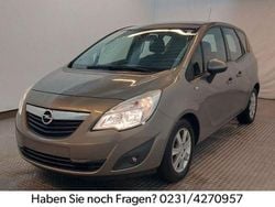 Grau Gebraucht 2010 Opel Meriva Edition Van / Kleinbus | 7.900 € (Etwas zu teuer)
