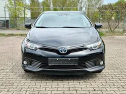 Schwarz Gebraucht 2019 Toyota Auris Hybrid Limousine | 14.300 € (Guter Preis)