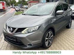 Grau Gebraucht 2016 Nissan Qashqai SUV | 12.890 € (Fairer Preis)