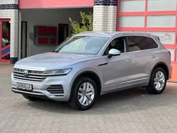 Silber Gebraucht 2021 VW Touareg Elegance SUV | 34.550 €