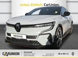 Schwarz Neu 2024 Renault Mégane Iconic Limousine | 35.995 €