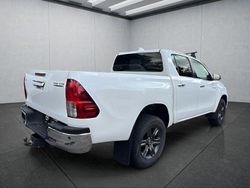 Weiß Gebraucht 2022 Toyota HiLux Abholung | 33.699 € (Teuer)