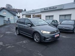 Grau Gebraucht 2019 VW Touran R-line Van / Kleinbus | 18.490 € (Superpreis)