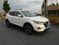 Weiß Gebraucht 2020 Nissan Qashqai N-Connecta SUV | 21.500 € (Fairer Preis)