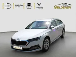 Moonweiss metallic Gebraucht 2023 Skoda Octavia Style Kombi | 32.570 € (Fairer Preis)
