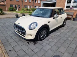 Beige Gebraucht 2016 Mini ONE Kleinwagen | 9.200 € (Fairer Preis)