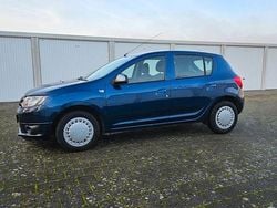 Blau Gebraucht 2016 Dacia Sandero Comfort Limousine | 4.000 € (Superpreis)