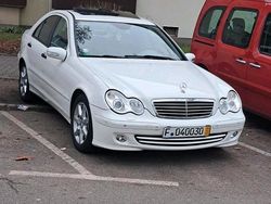 Weiß Gebraucht 2006 Mercedes C280 Limousine | 6.900 € (Teuer)