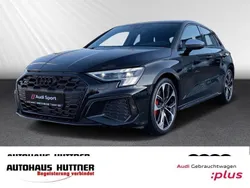 Mythosschwarz metallic Gebraucht 2024 Audi S3 Ambiente Limousine | 50.555 € (Teuer)