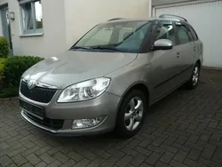 Beige Gebraucht 2012 Skoda Fabia Ambiente Kombi | 2.990 € (Superpreis)