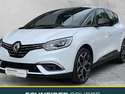 Weiß Gebraucht 2022 Renault Scénic IV Techno Van / Kleinbus | 24.890 € (Etwas zu teuer)