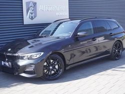 Black sapphire metallic Gebraucht 2022 BMW 330 M Sport Limousine | 33.990 € (Guter Preis)