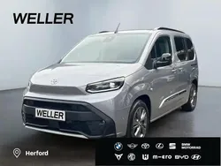Silver metallic (silber) Gebraucht 2024 Toyota Proace City Van | 33.990 €