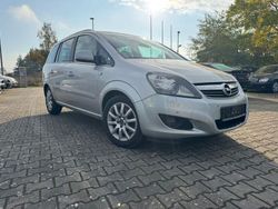Silber Gebraucht 2009 Opel Zafira Innovation Van / Kleinbus | 3.999 € (Fairer Preis)