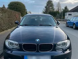 Blau Gebraucht 2007 BMW 118 Kleinwagen | 5.500 € (Teuer)
