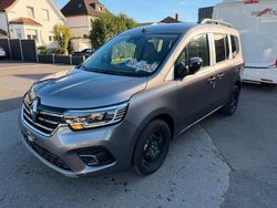 Grau Neu 2025 Renault Kangoo Techno Van / Kleinbus | 26.595 € (Superpreis)