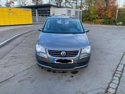 Grau Gebraucht 2008 VW Touran Trendline Van / Kleinbus | 2.600 € (Guter Preis)