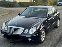 Schwarz Gebraucht 2007 Mercedes E200 Elegance Limousine | 8.199 € (Fairer Preis)