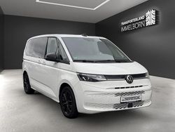 Weiß Gebraucht 2023 VW T7 Life Van | 46.950 € (Fairer Preis)