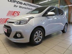 Silber Gebraucht 2016 Hyundai i10 Trend Kleinwagen | 6.974 € (Fairer Preis)
