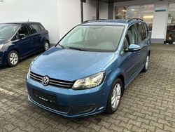 Pacific blue metallic Gebraucht 2014 VW Touran Comfortline Van / Kleinbus | 4.490 €