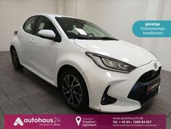 Weiß Gebraucht 2021 Toyota Yaris Team Kleinwagen | 14.970 € (Guter Preis)