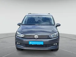 Indiumgrau metallic Gebraucht 2020 VW Touran Highline Van / Kleinbus | 26.880 € (Superpreis)