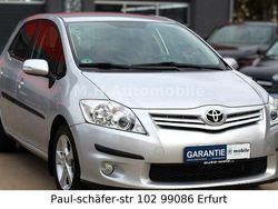 Silber Gebraucht 2012 Toyota Auris Edition Limousine | 10.890 € (Etwas zu teuer)